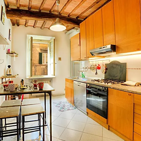 Apartment Loveforsiena Siena